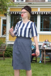 Teaterläger: Kvinna som spelar en roll